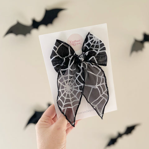Black & White Spiderweb Tulle Fable Bow