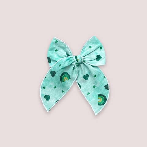 Green Rainbow and Heart Fable Bow