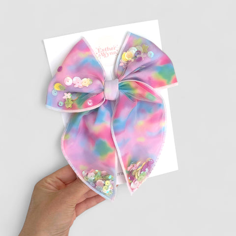 Large Rainbow Shaker Fable Bow