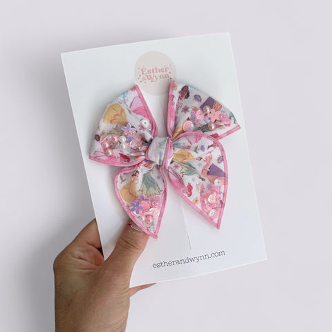 Small Princess Shaker Fable Bow