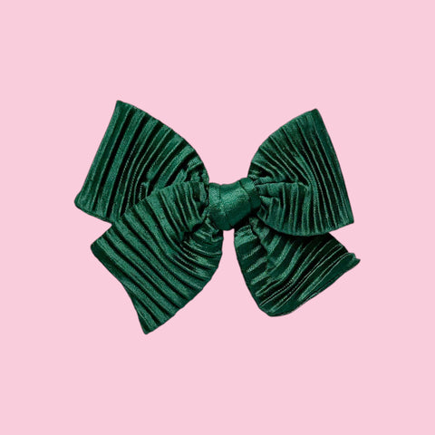 Emerald Pleated Satin Pinwheel Bow