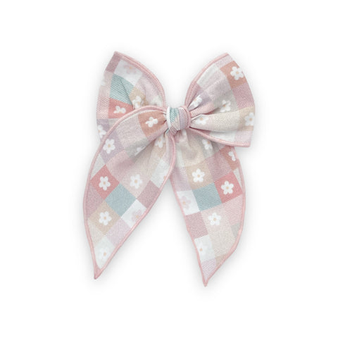 Daisy Patchwork Fable Bow